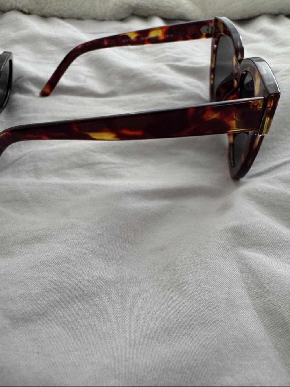 Set of 3 Fashion Sunglasses - Tortoiseshell & Black - Picture 5 of 6